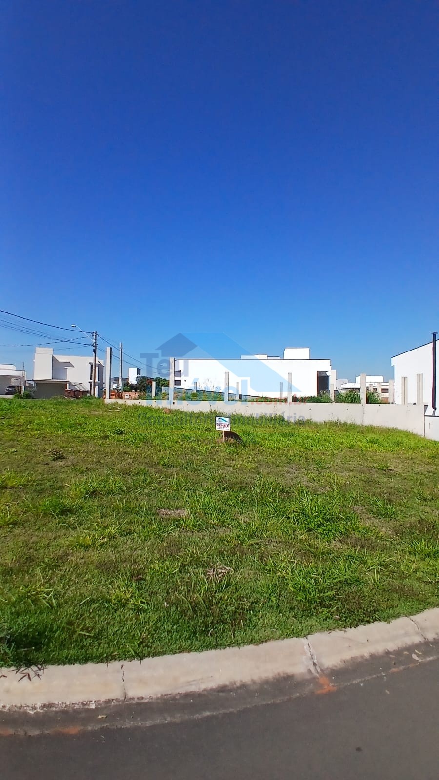 EXCELENTE LOTE DE ESQUINA - LAGOS D'ICARAÍ
