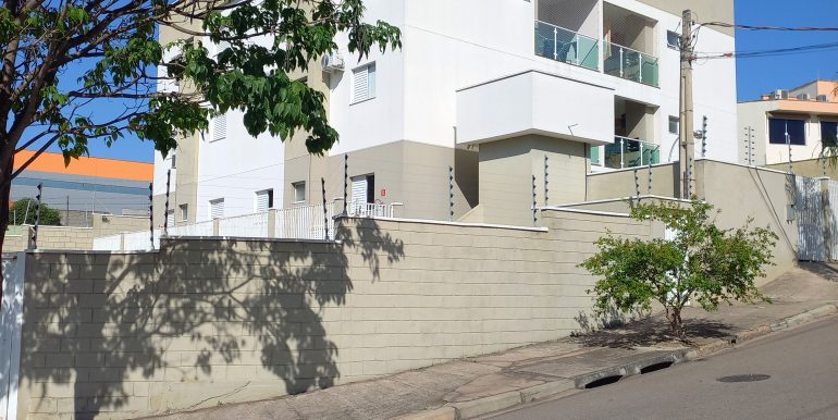Apartamento Térreo proximo ao Pague Menos
