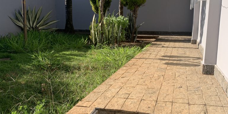 Linda casa com piscina no Bela vista - foto 2