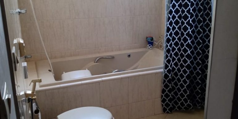 Linda casa na vila Henrique