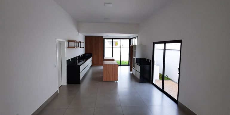 Belíssima residência no lagos D’icarai - foto 3