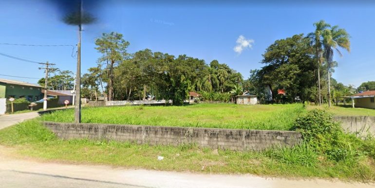 Lindo Terreno com Planta Aprovada para Pousada