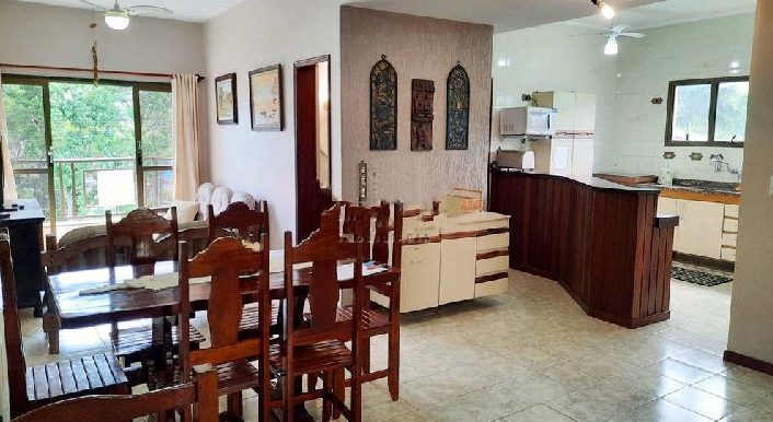 Apartamento 50 metros da Praia da Maranduba