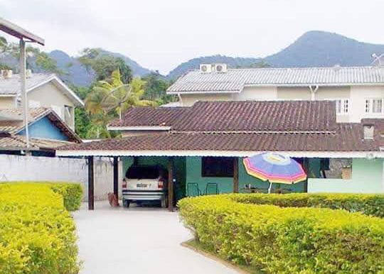 Linda casa em Ubatuba -praia de Maranduba