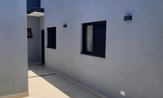 Belíssima residência no condomínio Guarujá - foto 2