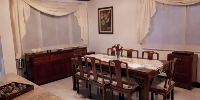 EXCELENTE CASA NO COND. MONTE BELO - foto 2