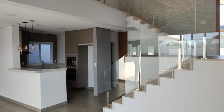 CASA NO COND. LAGOS D’ICARAÍ   SALTO-SP - foto 2