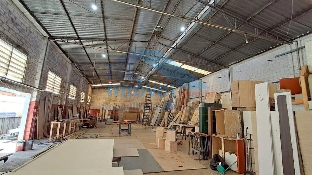 GALPÃO INDUSTRIAL À VENDA | 745 m² | SALTO/SP